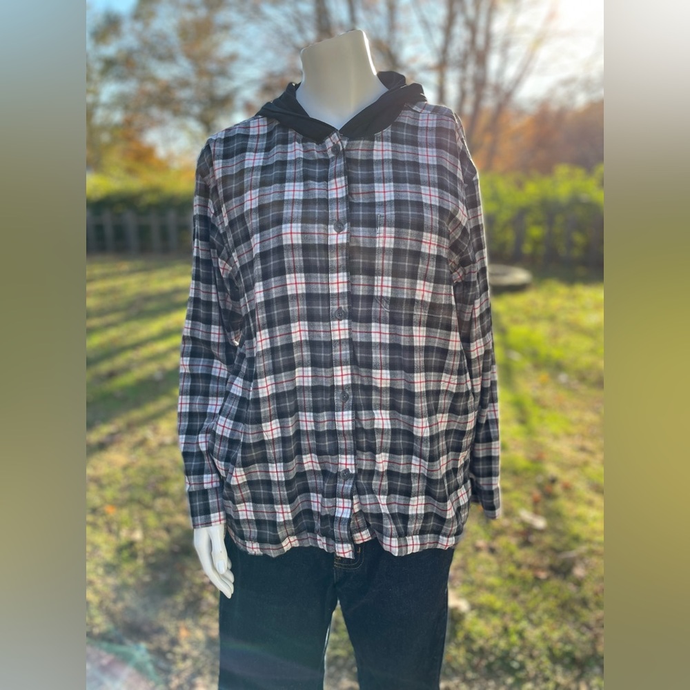 Eddie Bauer Women’s Size Medium Flannel Shirt/Jacket w/Hood